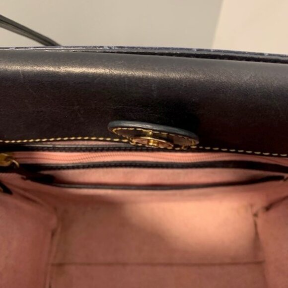 Dooney & Bourke VINTAGE Navy Croc Embossed Leather Satchel with Wristlet - Picture 3 of 5